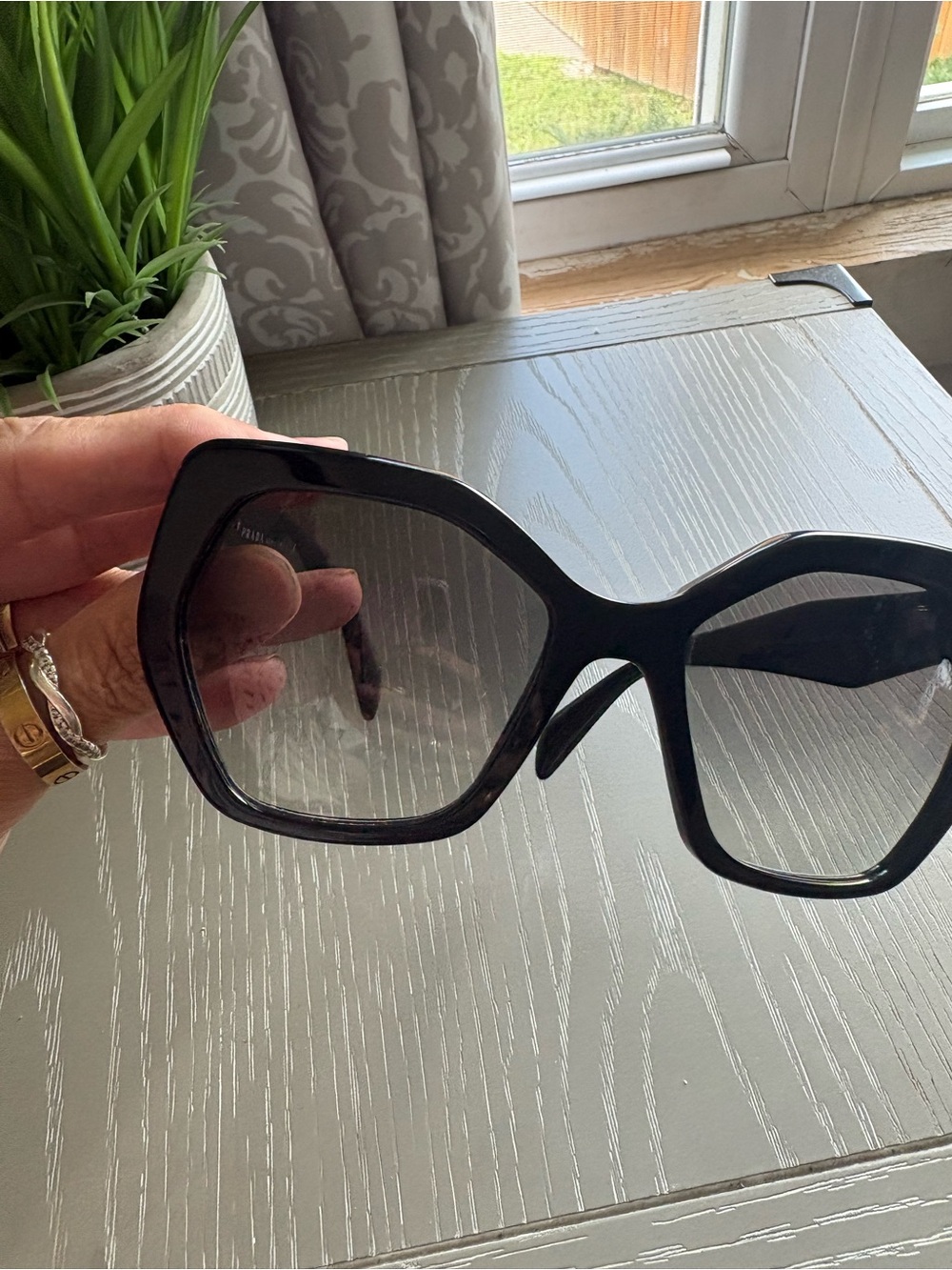 Prada Black Oversized Cat-Eye Sunglasses - Women - Picture 7 of 15